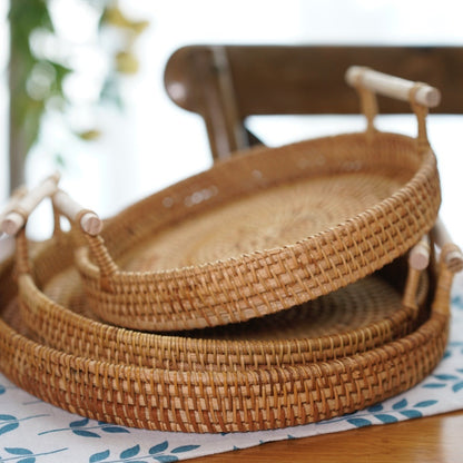 Round Rattan Wicker Fruit Tray with Wooden Handle - Versatile Food and Bread Serving Basket for Home Storage