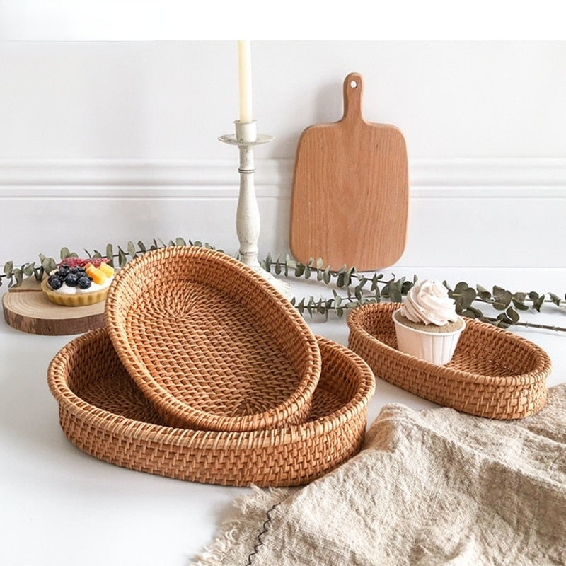 Handmade Rattan Fruit and Snack Basket: Multipurpose Tray for Bread, Snacks, and Sundries Storage in the Living Room or Kitchen