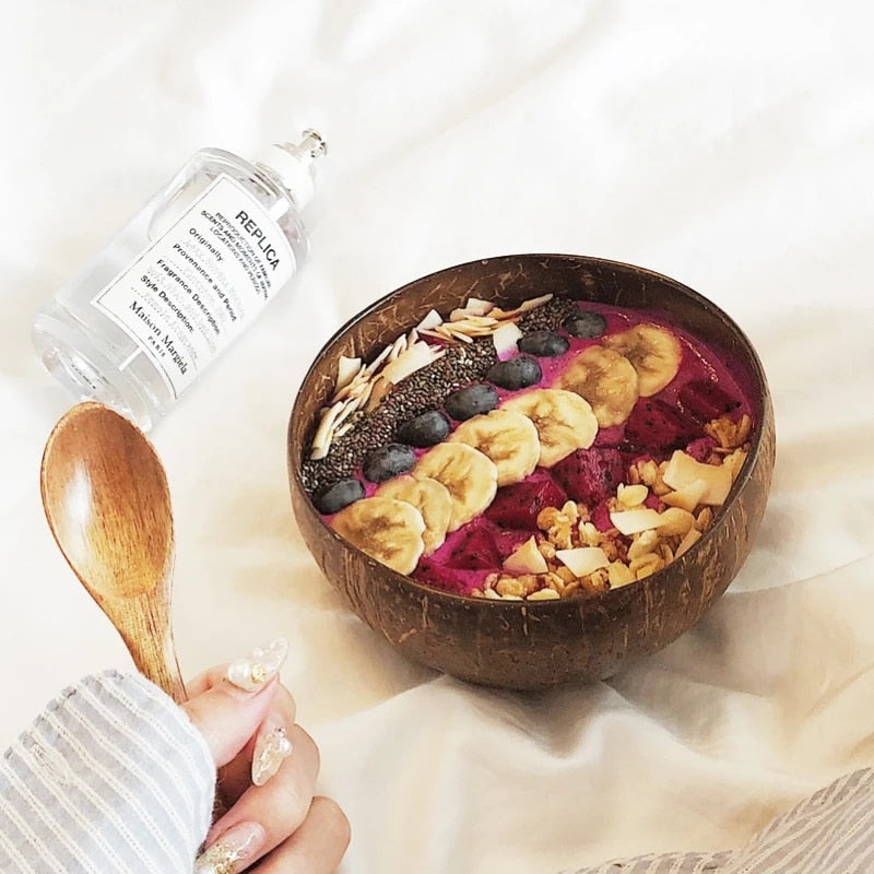 Natural Coconut Bowl Set - Handmade Eco-Friendly Vegan Bowls with Coco Wood Spoon Set for Kitchen Tableware and Home Storage.